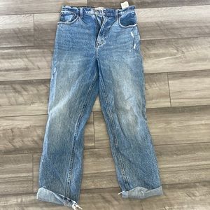 Abercrombie The 90s Straight Ultra High Rise Jeans